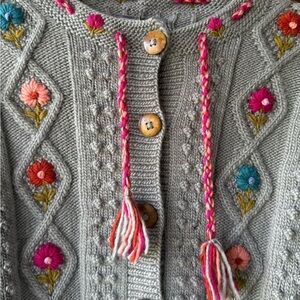 French Knot “Heritage Blooms Cardigan”. New with tags from Sundance.